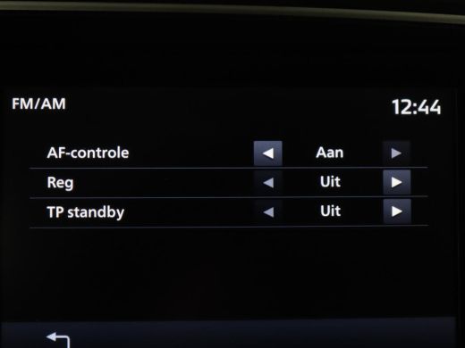 Mitsubishi Outlander 2.4 PHEV Pure | SOH 71% | Camera | Stoelverwarming | Trekhaak | ActivLease financial lease