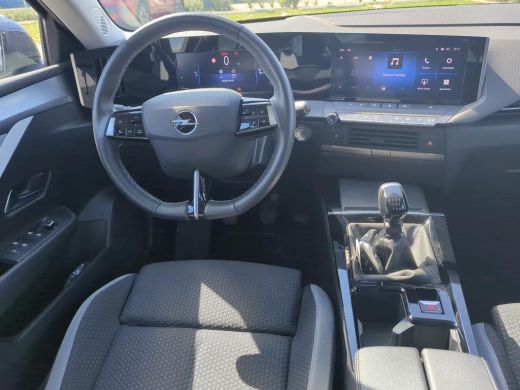 Opel Astra 1.2 Business Edition NL-AUTO | NAVI | CAMERA ActivLease financial lease