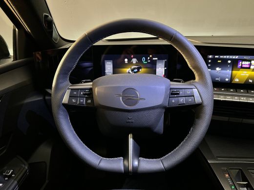 Opel Astra 1.6 Turbo Plug In Hybrid Ultimate Navigatie | Stoel+Stuurverwarming | Panoramadak | Drive Assist ... ActivLease financial lease