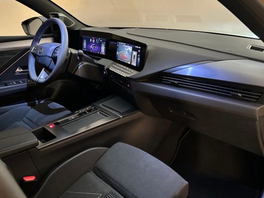 Opel Astra 1.6 Turbo Plug In Hybrid Ultimate Navigatie | Stoel+Stuurverwarming | Panoramadak | Drive Assist ... ActivLease financial lease