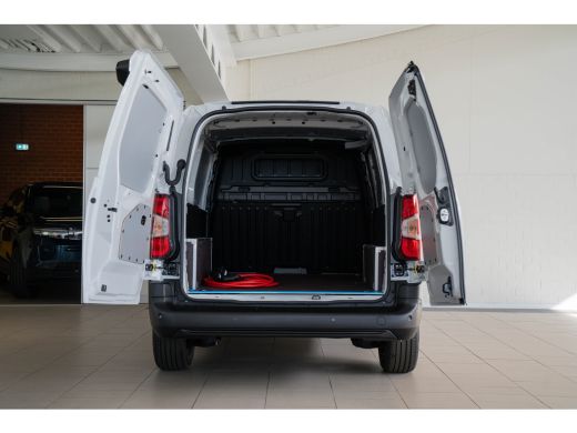 Opel Combo-e 136 L2 50kWh | Warmtepomp | Climate Controle | Camera | Parkeersensoren | Laadruimte pakket | App... ActivLease financial lease