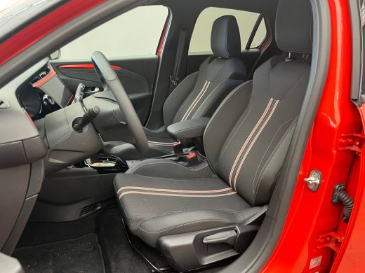 Opel Corsa-e Long Range Yes 51 kWh Stoel+Stuurverwarming | Warmtepomp | Carplay/Android Auto | Cruise | Climat... ActivLease financial lease