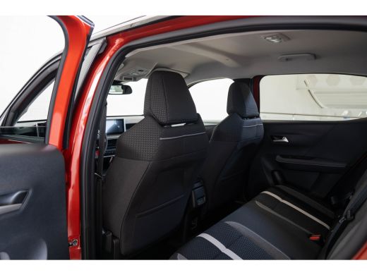 Opel Frontera Electric GS 44 kWh | Tot 8 Jaar Garantie | Stoel en Stuurverwarming | Camera | Navigatie | Parkee... ActivLease financial lease