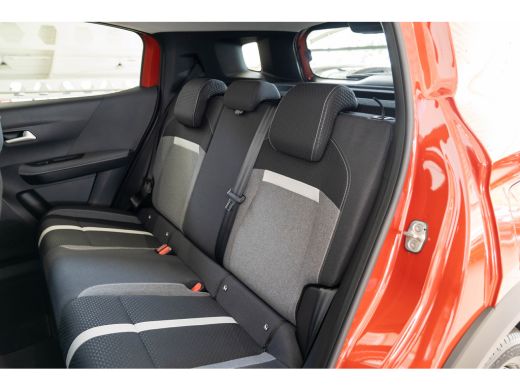 Opel Frontera Electric GS 44 kWh | Tot 8 Jaar Garantie | Stoel en Stuurverwarming | Camera | Navigatie | Parkee... ActivLease financial lease