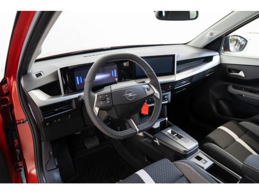 Opel Frontera Electric GS 44 kWh | Tot 8 Jaar Garantie | Stoel en Stuurverwarming | Camera | Navigatie | Parkee... ActivLease financial lease