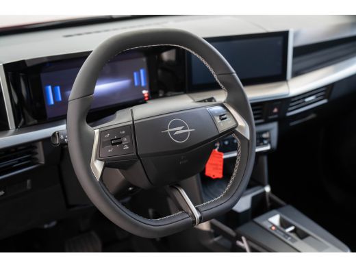 Opel Frontera Electric GS 44 kWh | Tot 8 Jaar Garantie | Stoel en Stuurverwarming | Camera | Navigatie | Parkee... ActivLease financial lease