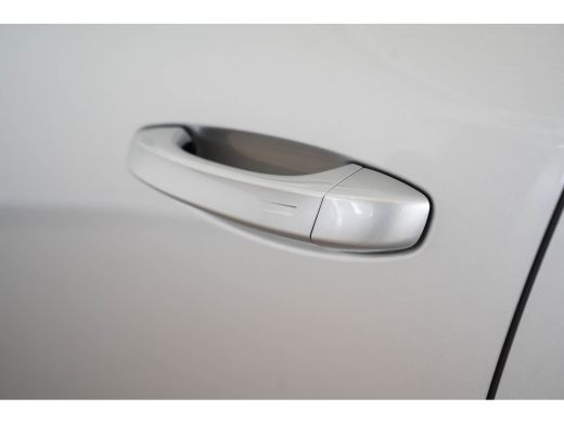Opel Grandland Business Edition 73 kWh | Tot 8 Jaar Garantie | Warmtepomp | Panoramadak | El. Achterklep | Focal... ActivLease financial lease