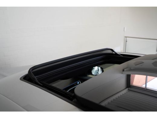 Opel Grandland Business Edition 73 kWh | Tot 8 Jaar Garantie | Warmtepomp | Panoramadak | El. Achterklep | Focal... ActivLease financial lease