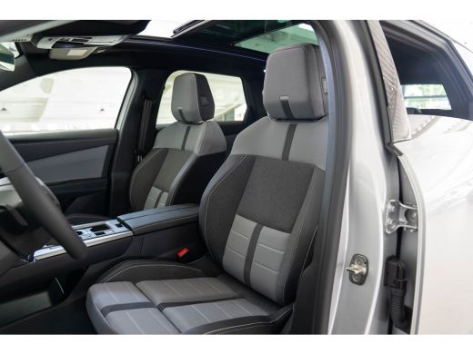 Opel Grandland Business Edition 73 kWh | Tot 8 Jaar Garantie | Warmtepomp | Panoramadak | El. Achterklep | Focal... ActivLease financial lease
