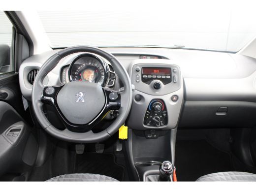 Peugeot 108 1.0 e-VTi Active | Airconditioning | LED | Bluetooth | Mistlampen | 2021 | 22.500km | Extra getin... ActivLease financial lease