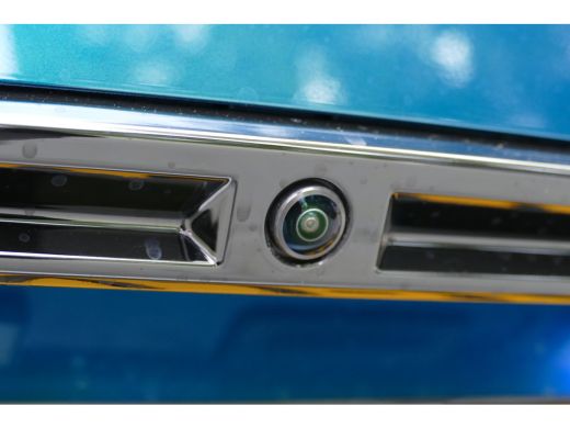 Peugeot 2008 1.2 HYBRID 145PK ALLURE AUTOMAAT / CAMERA V+A / KEYLESS / FULL-LED / 8 JAAR GARANTIE / 17"LMV / B... ActivLease financial lease