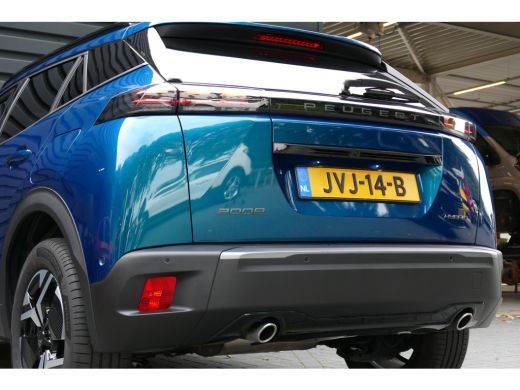 Peugeot 2008 1.2 HYBRID 145PK ALLURE AUTOMAAT / CAMERA V+A / KEYLESS / FULL-LED / 8 JAAR GARANTIE / 17"LMV / B... ActivLease financial lease