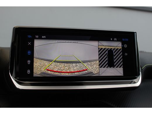 Peugeot 2008 1.2 Hybrid 145 GT | Drive Assist | Dodehoeksens. | Camera V+A | Carplay | Navi | LED | Keyless | ... ActivLease financial lease