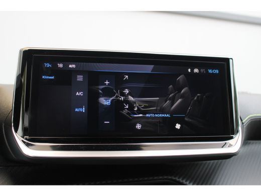 Peugeot 2008 1.2 Hybrid 145 GT | Drive Assist | Dodehoeksens. | Camera V+A | Carplay | Navi | LED | Keyless | ... ActivLease financial lease