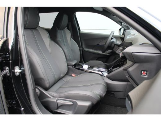 Peugeot 2008 1.2 Hybrid 145 GT | Drive Assist | Dodehoeksens. | Camera V+A | Carplay | Navi | LED | Keyless | ... ActivLease financial lease