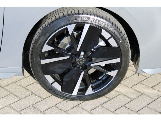 Peugeot 308 SW GT 1.2 Hybrid 145 Schuif/Kantel-dak | Focal Hi-Fi Systeem | Drive Assist Pack ActivLease financial lease