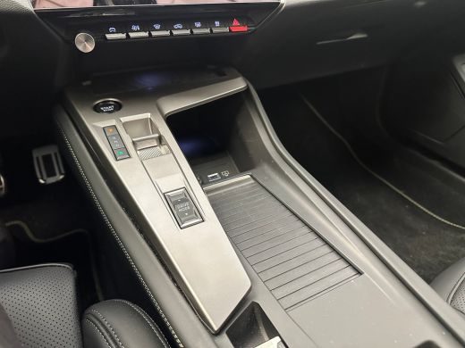 Peugeot 408 1.6 GT Exclusive Plug-In Hybrid 240 Focal | Leder | Navigatie | Stoel+Stuurverwarming || 20" lich... ActivLease financial lease