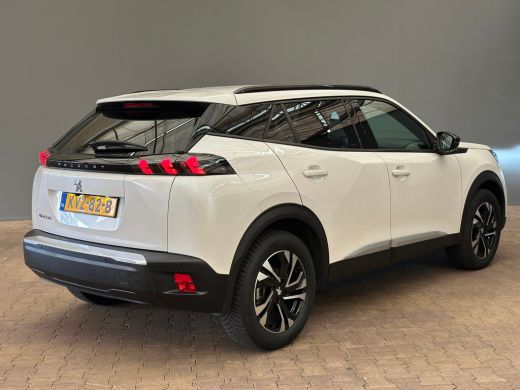 Peugeot e-2008 EV Allure Pack 50 kWh Camera | Digitaal Dashboard | 17" Lichtmetaal | Carplay | Climate Control |... ActivLease financial lease