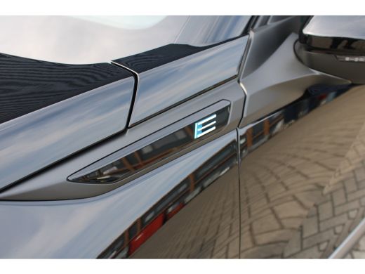 Peugeot e-2008 GT - Electric | Advanced Active Safety Brake met camera en radar | Climate Control | Elektrisch v... ActivLease financial lease