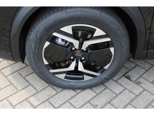 Peugeot e-2008 GT - Electric | Advanced Active Safety Brake met camera en radar | Climate Control | Elektrisch v... ActivLease financial lease