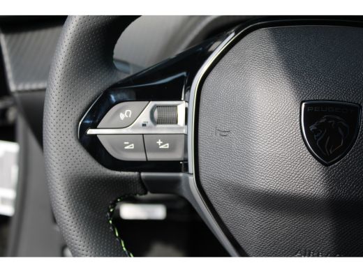 Peugeot e-2008 GT - Electric | Advanced Active Safety Brake met camera en radar | Climate Control | Elektrisch v... ActivLease financial lease