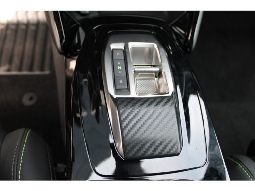 Peugeot e-2008 GT - Electric | Advanced Active Safety Brake met camera en radar | Climate Control | Elektrisch v... ActivLease financial lease