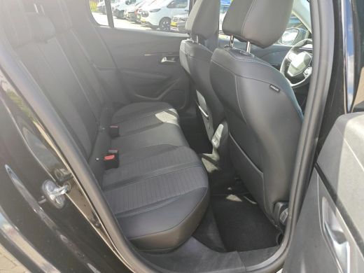 Peugeot e-208 EV Allure Pack 50 kWh | Fase 3 laden | Navi by app | Stoelverwarming | Camera | Apple carplay | N... ActivLease financial lease