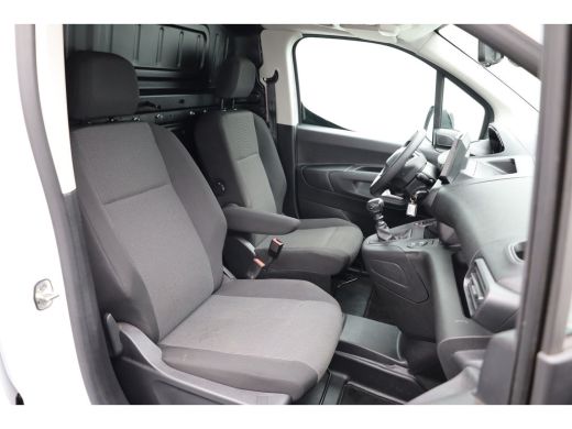 Peugeot Partner 1.5 BlueHDi 100 S&S L1 Trekhaak | Houten Laadvloer | Camera | Navigatie | Carplay | Cruise | Airc... ActivLease financial lease