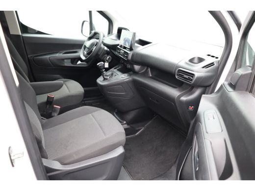 Peugeot Partner 1.5 BlueHDi 100 S&S L1 Trekhaak | Houten Laadvloer | Camera | Navigatie | Carplay | Cruise | Airc... ActivLease financial lease