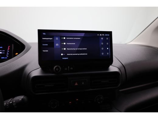 Peugeot Partner 1.5 BlueHDi 100 S&S L1 Trekhaak | Houten Laadvloer | Camera | Navigatie | Carplay | Cruise | Airc... ActivLease financial lease