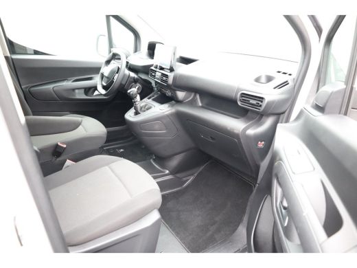 Peugeot Partner 1.5 BlueHDi 100 S&S L1 Trekhaak | Houten Laadvloer | Camera | Navigatie | Carplay | Cruise | Airc... ActivLease financial lease