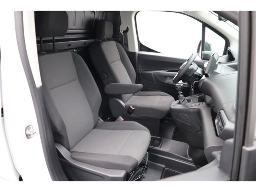 Peugeot Partner 1.5 BlueHDi 100 S&S L1 Trekhaak | Kunststof Laadvloer | Camera | Navigatie | Carplay | Cruise | A... ActivLease financial lease