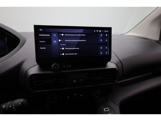 Peugeot Partner 1.5 BlueHDi 100 S&S L1 Trekhaak | Kunststof Laadvloer | Camera | Navigatie | Carplay | Cruise | A... ActivLease financial lease