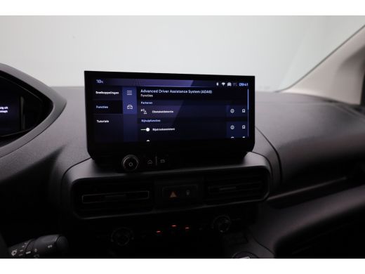 Peugeot Partner 1.5 BlueHDi 100 S&S L1 Trekhaak | Kunststof Laadvloer | Camera | Navigatie | Carplay | Cruise | A... ActivLease financial lease