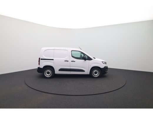 Peugeot Partner 1.5 BlueHDi 100 S&S L1 Trekhaak | Kunststof Laadvloer | Camera | Navigatie | Carplay | Cruise | A... ActivLease financial lease