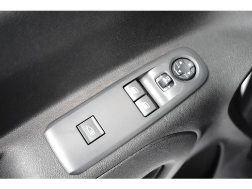 Peugeot Partner 1.5 BlueHDi 100 S&S L2 Camera | Houten Laadvloer | Carplay | Digitaal Dashboard | Airco | Cruise ... ActivLease financial lease