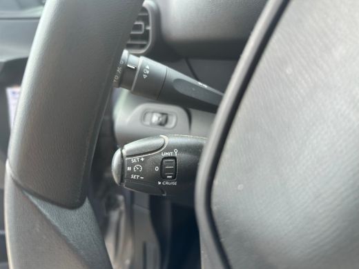 Peugeot Partner 1.5 BlueHDI Pro Trekhaak | Houten Vloer | Airco | Cruise Control | Bluetooth | Airco | Bluetooth ... ActivLease financial lease