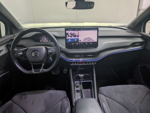 Skoda Enyaq iV 60 Sportline l SOH 91,38% l 21" l Apple Car Play l Matte kleur l Navi l Sportstoelen l Leder/Alca... ActivLease financial lease