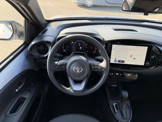 Toyota Aygo Hybrid 115 envy ActivLease financial lease