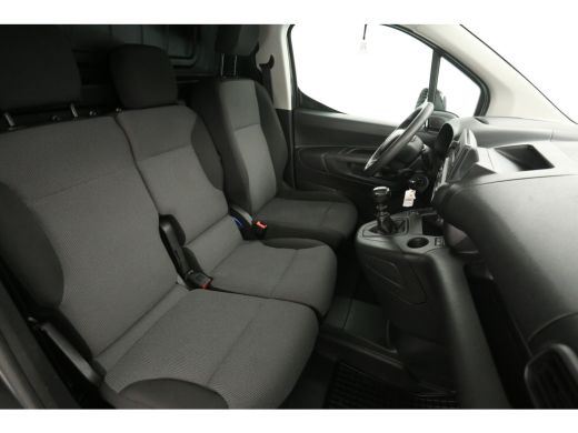 Toyota ProAce 1.2 Turbo 111PK | Benzine | Airco | Cruise | 3 Zits | Stoelverwarming | Parkeersens. ActivLease financial lease