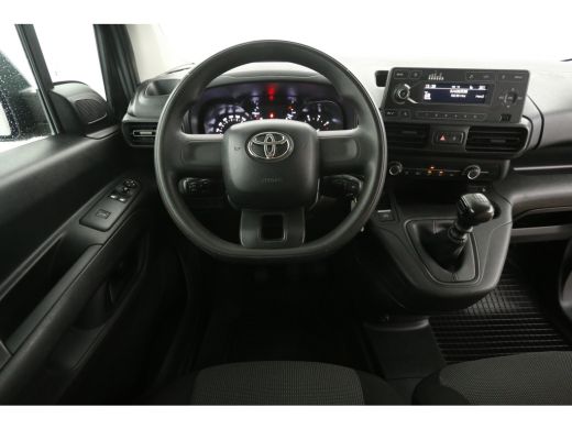 Toyota ProAce 1.2 Turbo 111PK | Benzine | Airco | Cruise | 3 Zits | Stoelverwarming | Parkeersens. ActivLease financial lease
