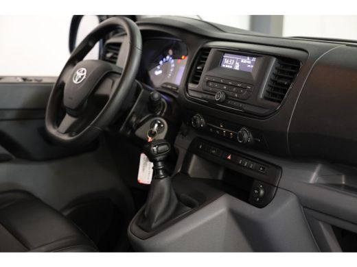 Toyota ProAce 2.0 D-4D LANG L3H1 IMPERIAAL 2500KG TREKHAAK ActivLease financial lease