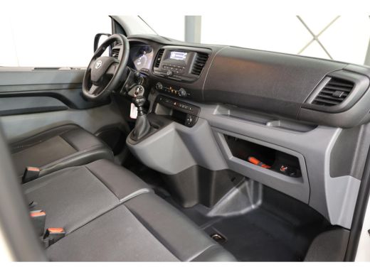 Toyota ProAce 2.0 D-4D LANG L3H1 IMPERIAAL 2500KG TREKHAAK ActivLease financial lease