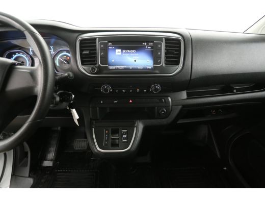 Toyota ProAce L2H1 50 kWh | Snelladen | SOH 99% | Airco | Cruise | Carplay | 3 Zits | Parkeersens. ActivLease financial lease