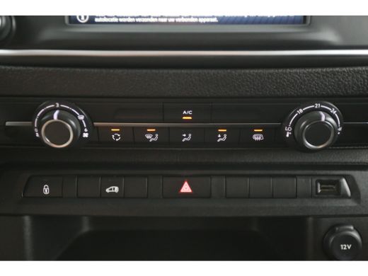 Toyota ProAce L2H1 50 kWh | Snelladen | SOH 99% | Airco | Cruise | Carplay | 3 Zits | Parkeersens. ActivLease financial lease