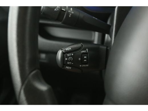 Toyota ProAce L2H1 50 kWh | Snelladen | SOH 99% | Airco | Cruise | Carplay | 3 Zits | Parkeersens. ActivLease financial lease