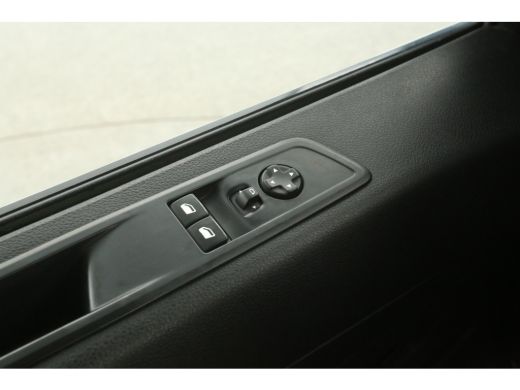 Toyota ProAce L2H1 50 kWh | Snelladen | SOH 99% | Airco | Cruise | Carplay | 3 Zits | Parkeersens. ActivLease financial lease