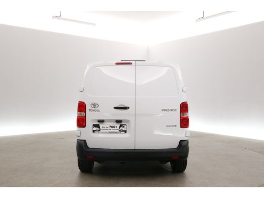 Toyota ProAce L2H1 50 kWh | Snelladen | SOH 99% | Airco | Cruise | Carplay | 3 Zits | Parkeersens. ActivLease financial lease