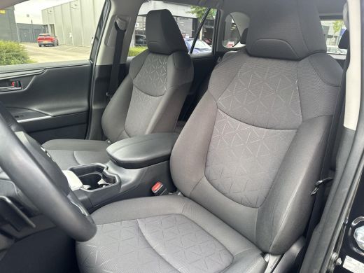 Toyota RAV4 2.5 Hybrid Dynamic ActivLease financial lease