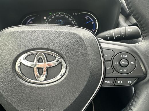 Toyota RAV4 2.5 Hybrid Dynamic ActivLease financial lease